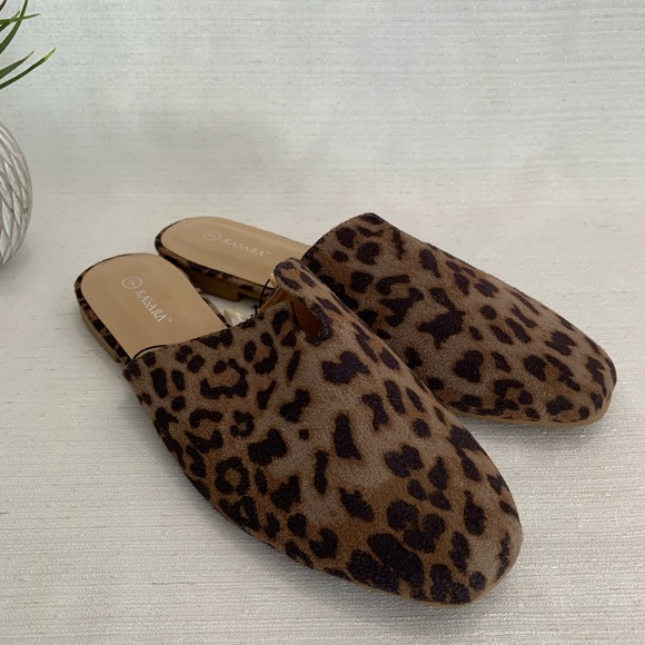 New KASARA Brown Leopard Slide Mules Woman’s 7 - Picture 4 of 9